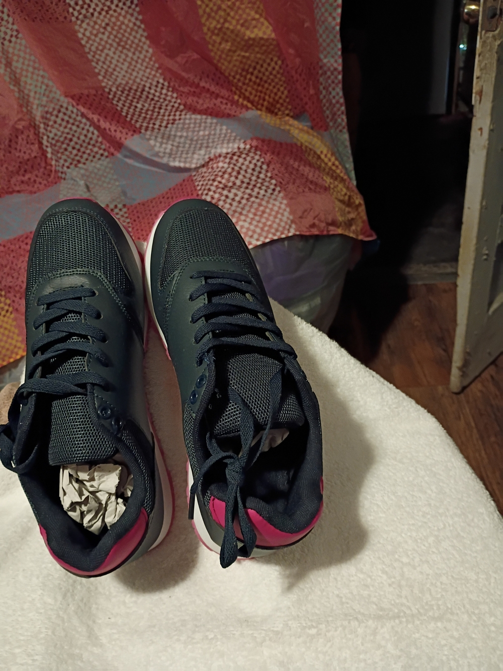 Women's Navy Mesh Sneakers with Pink Heel Accent